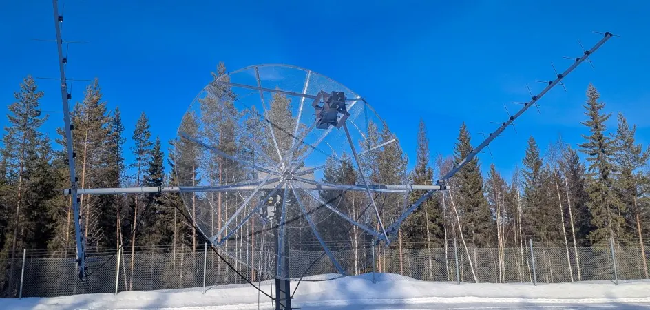 UHF/VHF/L/S-Band dish array network
